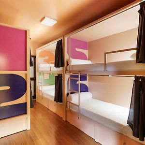 Dormitory Room Mixed